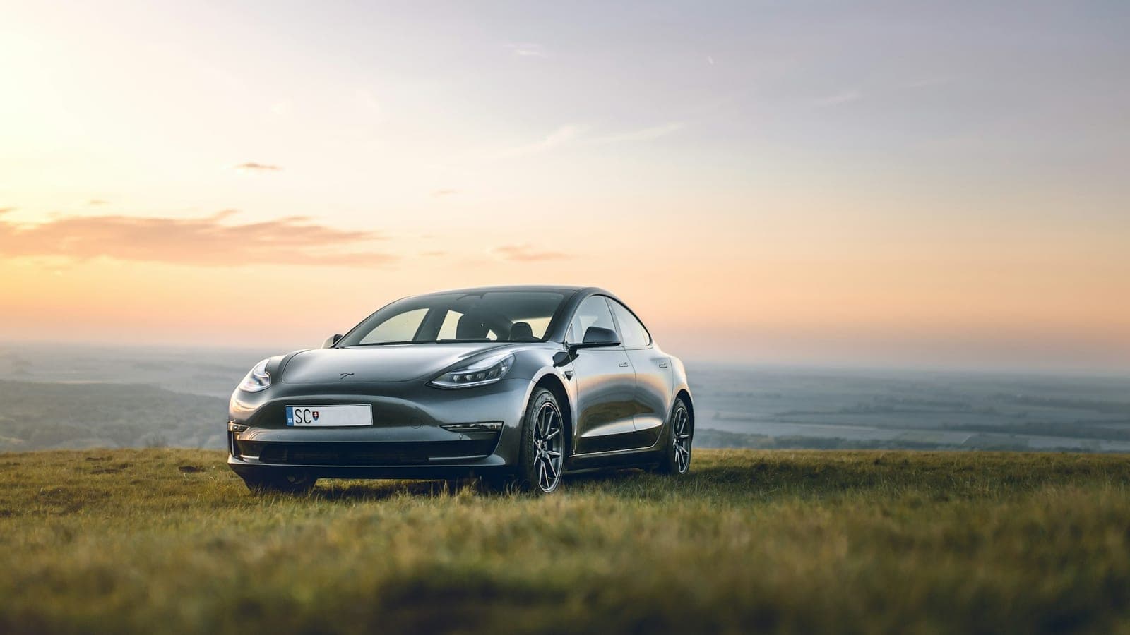 Tesla Model 3 2024
